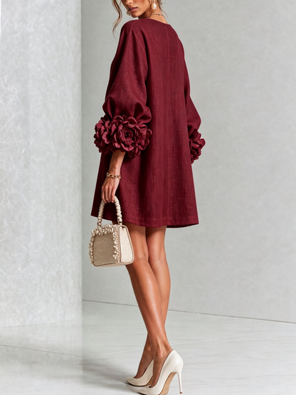 Alba | Vestido mini blanco con botones, estampado y puños florales.